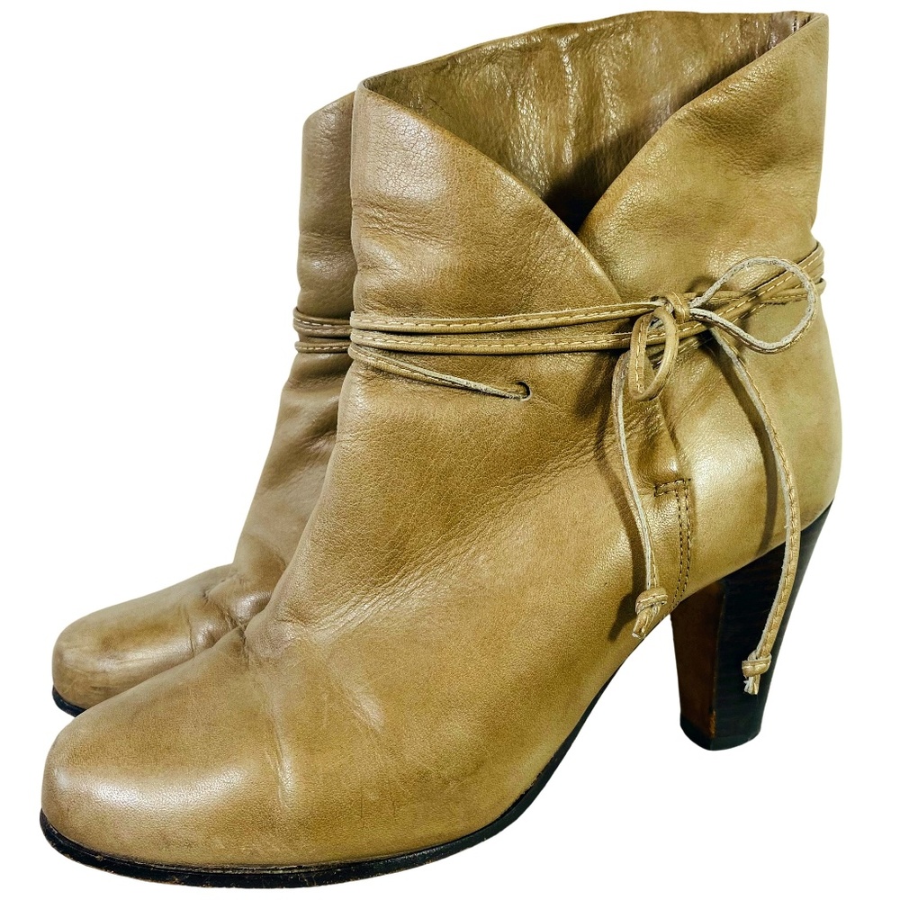 Dolce Vita Taupe Leather Booties with leather tie wrap Size 8